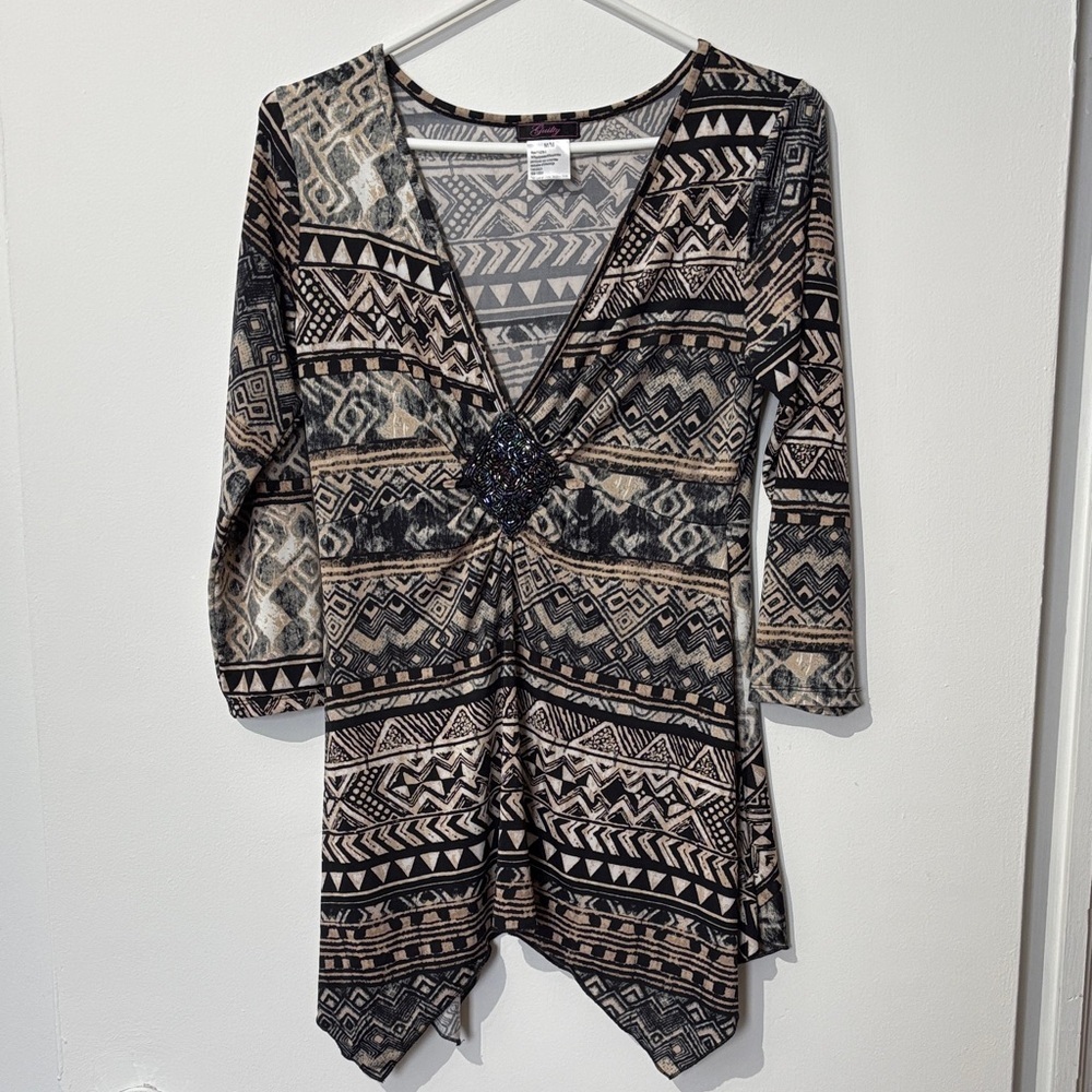 Guilty Y2K Geometric V-Neck Tunic Top